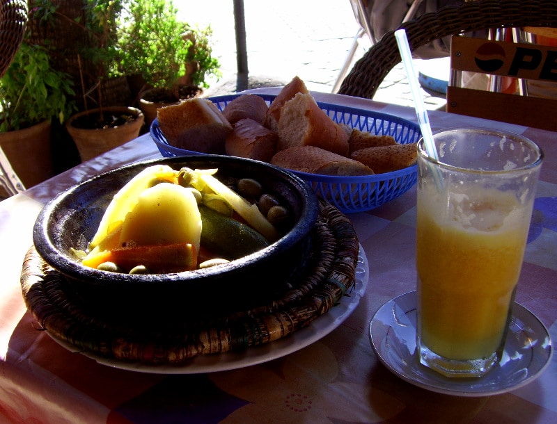 vegetarisches Tajine - Gericht in Marokko