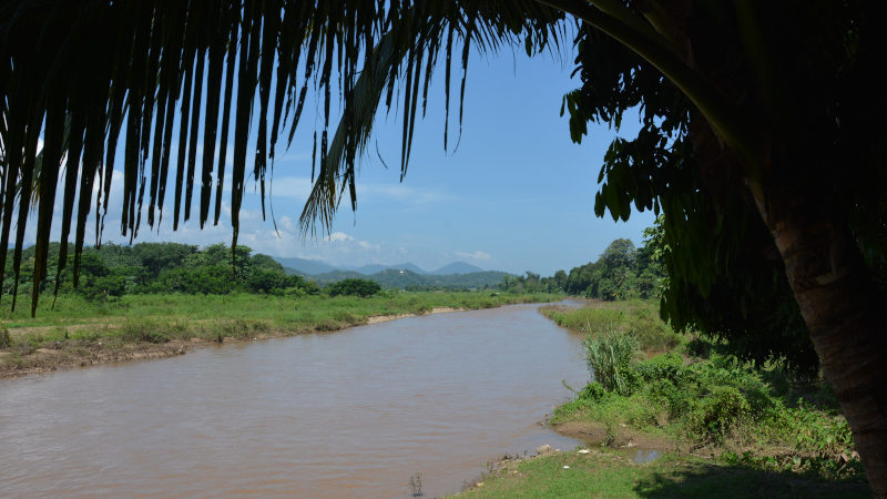 Fluß in Thailands Norden