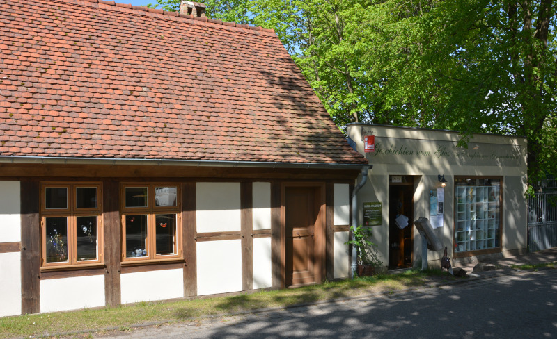 Glaskunst-Haus Neuglobsow am Stechlinsee - lokale Tourist-Information