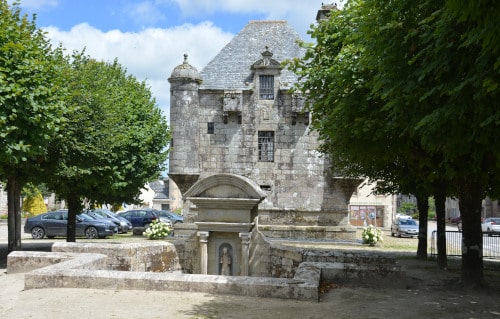 Turm in Guerlesquin Frankreich, Bretagne