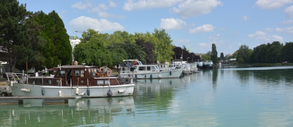 Hausboot Frankreich Reims Hafen am Canal de l'Aisne a la Marne