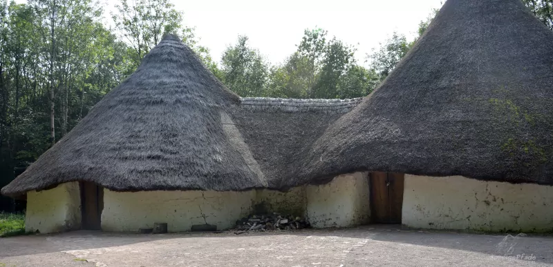 Süd Wales Sehenswürdigkeiten: Museum of welsh life, Cardiff St. Fagans -  Keltisches Dorf aus der Eisenzeit