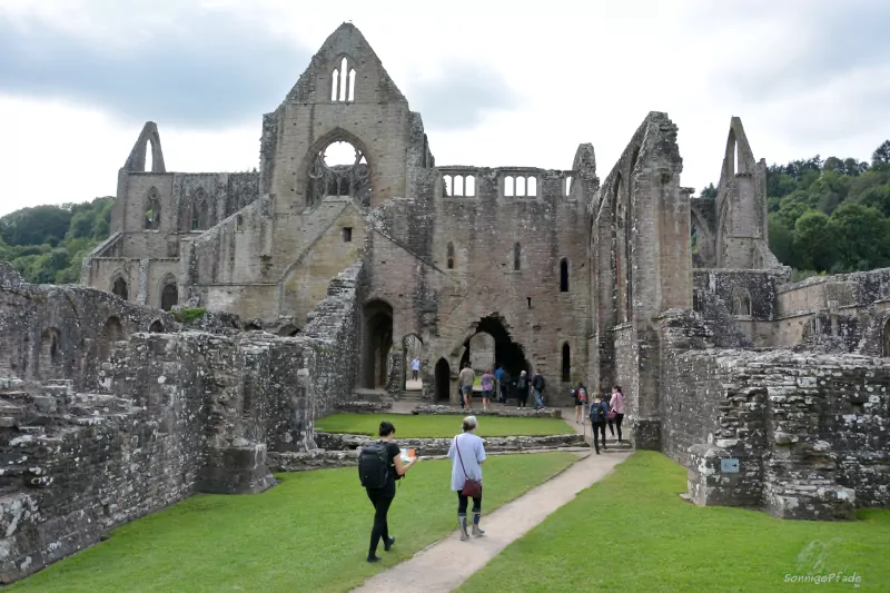 Attraktionen in Wales: Kloster - Ruine Tintern Abbey