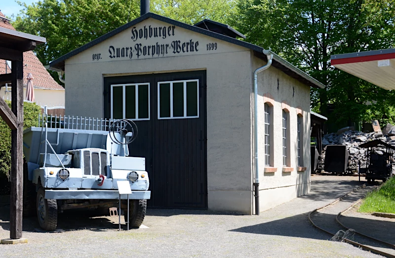 Garage im Steinarbeiter - Museum der Hohburger Porphyr - Werke