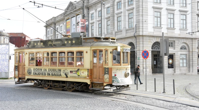 Porto Attraktion: Historische Straßenbahn von 1940