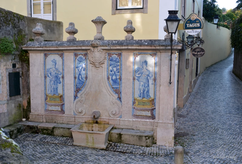 Sintra, Portugal:  Fonte da Pipas