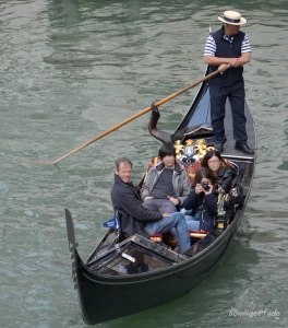 Gondolieri auf Venedigs Kanälen