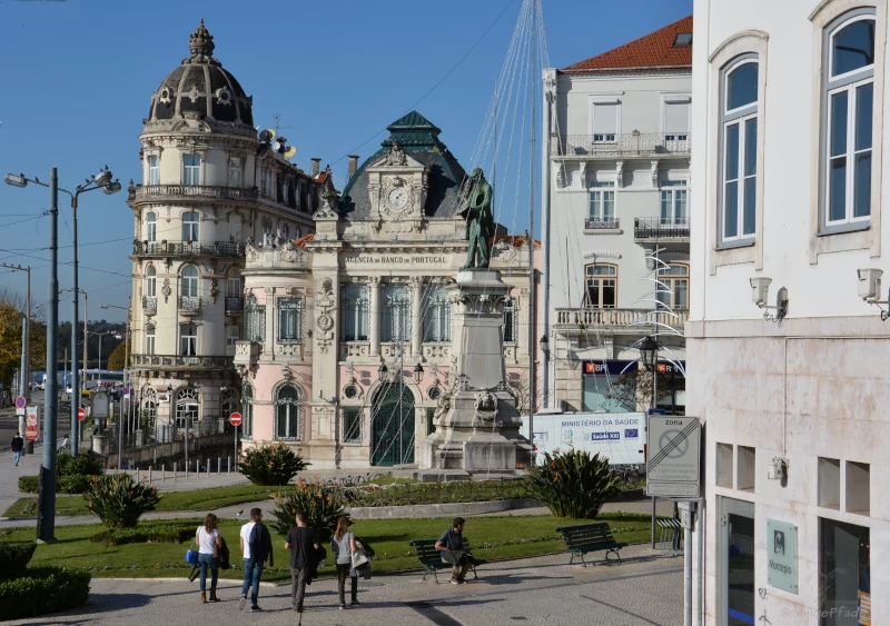 Coimbra - Largo da Portagem with Joaquim António de Alguar monument