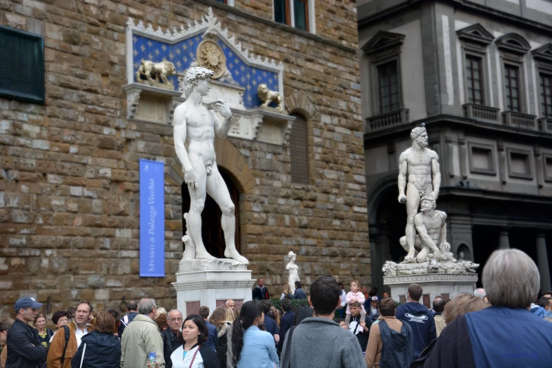 Florence sight: Michelangelos David - Statue together with Hercules and Cacus at Palazzo Vecchio