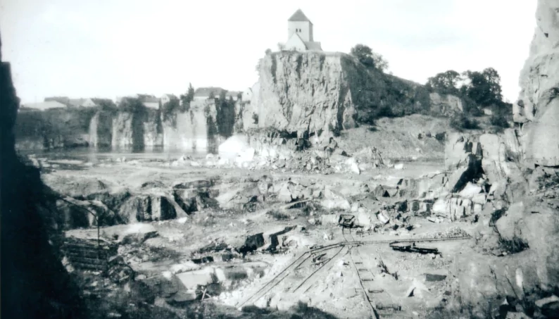 Church quarry Beucha repro of 1900