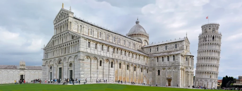 Alles etwas schief! Attraktionen Pisa Duomo und Schiefer Turm