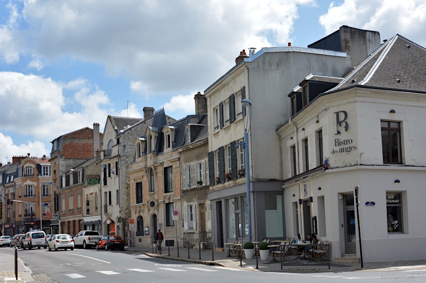 City street with Bistro des Anges