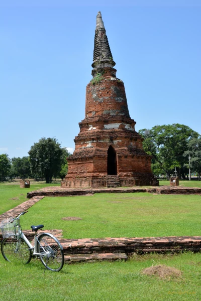 Mit dem Fahrrad die Sehenswürdigkeiten im Ayutthaya historical park entdecken