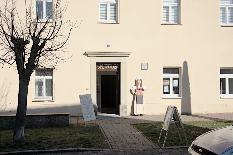 Mügeln: Old girl's school, today Museum of local history
