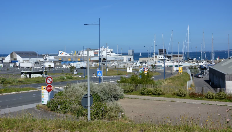 Frankreich: Fährhafen Roscoff in der Bretagne