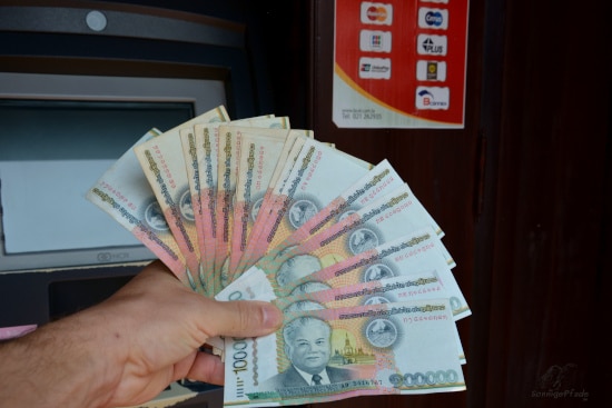 Währung Lao Kip frisch aus dem Automaten