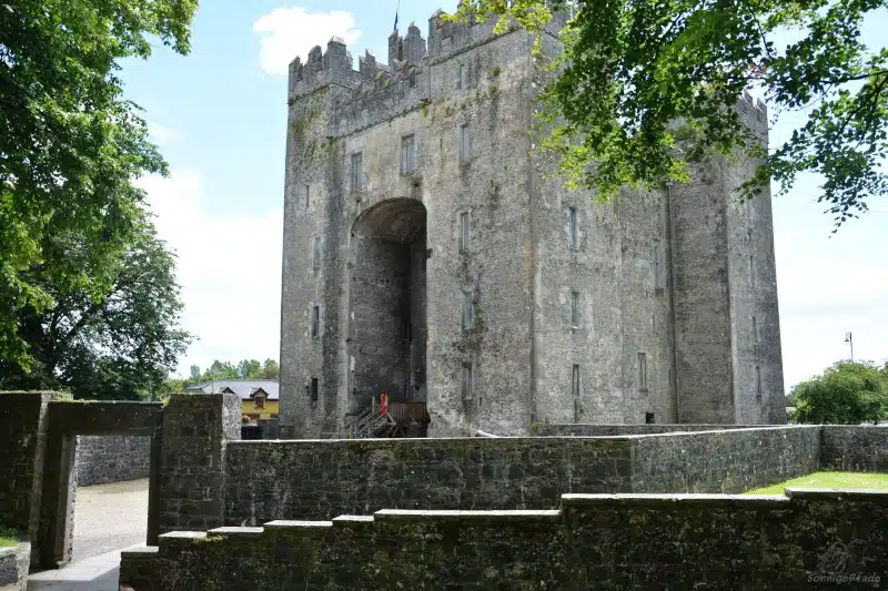 Castle tower  Bunratty castle - attraction in Ireland