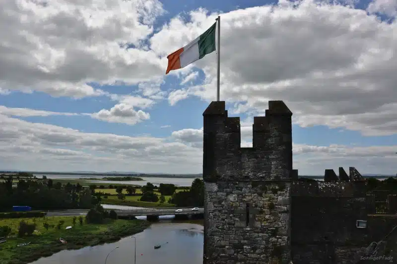 Bunratty castle und folkpark – ein Besuch im alten Irland