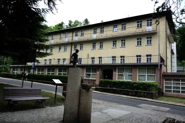 Kurhaus von Czerniawa Zdrój - Bad Schwarzbach