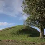 Archäologisches Bodendenkmal: Mårhøj Grabhügel bei Kerteminde auf der dänischen Insel Fünen