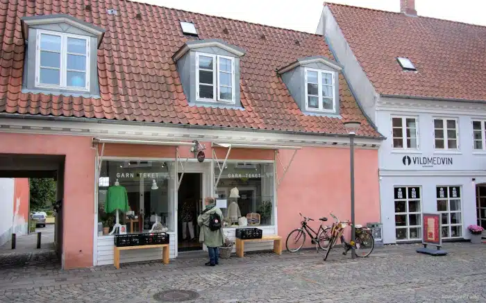 Eine Wollboutique in Svendborg's Altstadt