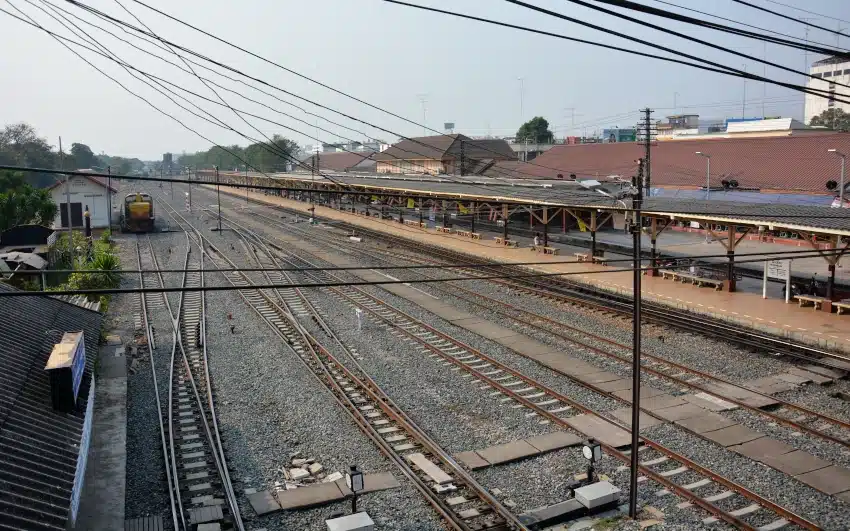 Gleisfeld am Bahnhof Phitsanulok