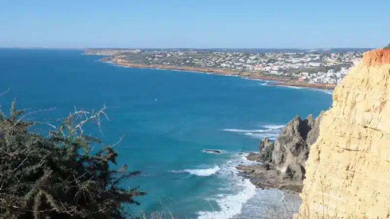 Auf dem Fischerweg an der Fels – Algarve
